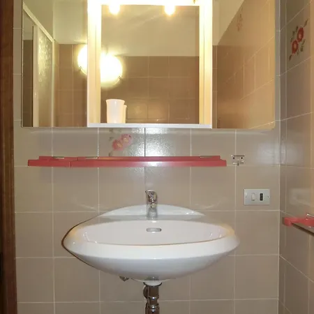 Apartment Monolocali Alberti - Des Alpes